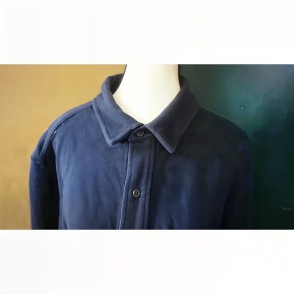 L.L. Bean Men's Navy Blue Long Sleeve Button-Down Shirt, Size M - Picture 2 of 16